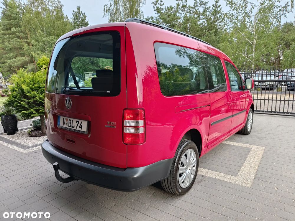 Volkswagen Caddy Maxi Comfortline DSG - 4