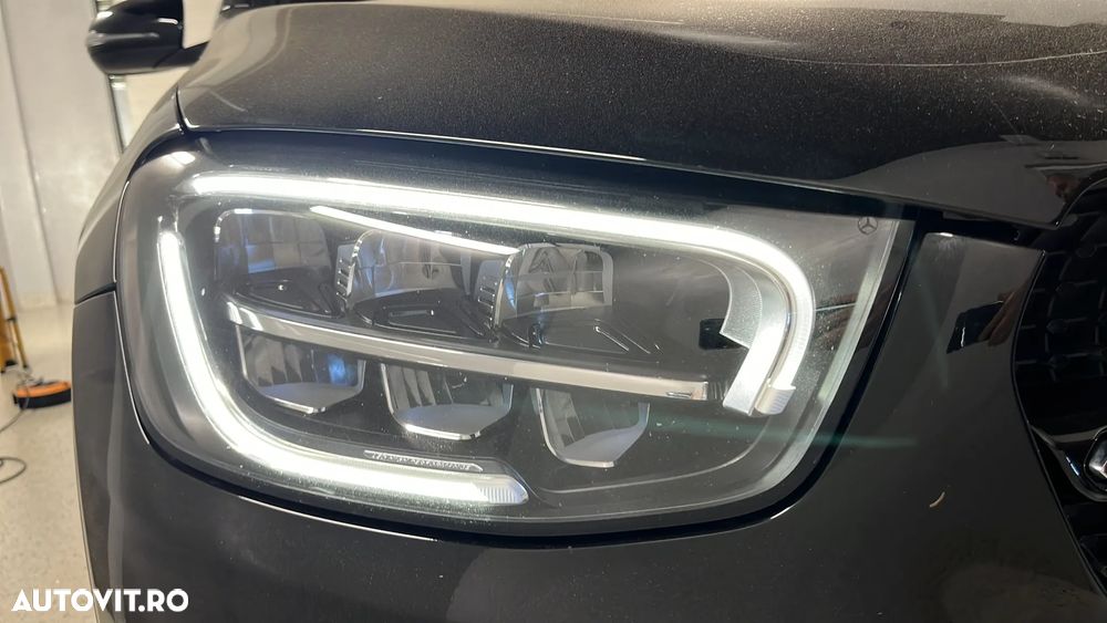 Mercedes-Benz GLC - 30