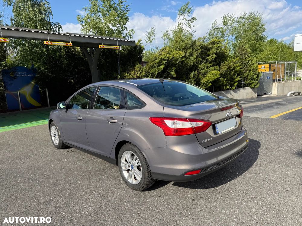 Ford Focus 1.6 Ti-VCT Titanium - 7