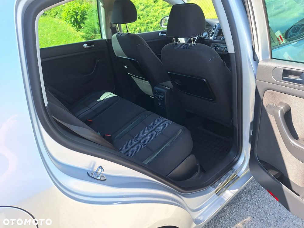 Volkswagen Golf Plus 1.6 TDI Trendline DSG - 15