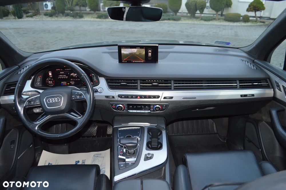 Audi Q7 - 24