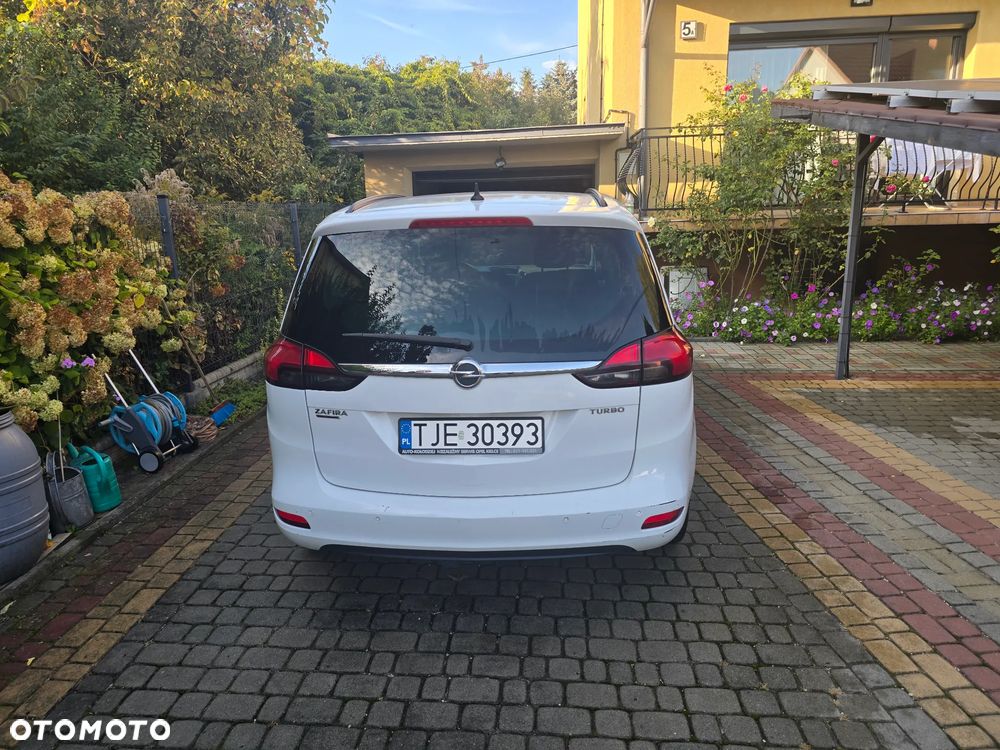 Opel Zafira - 19