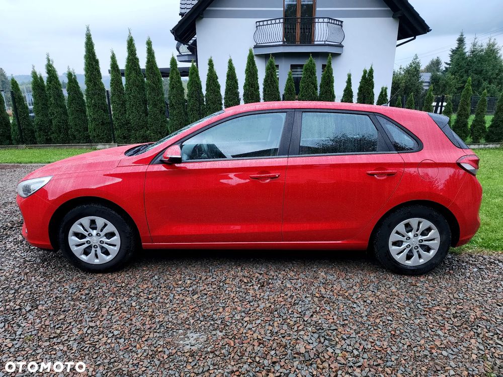 Hyundai i30 1.4 Trend - 9