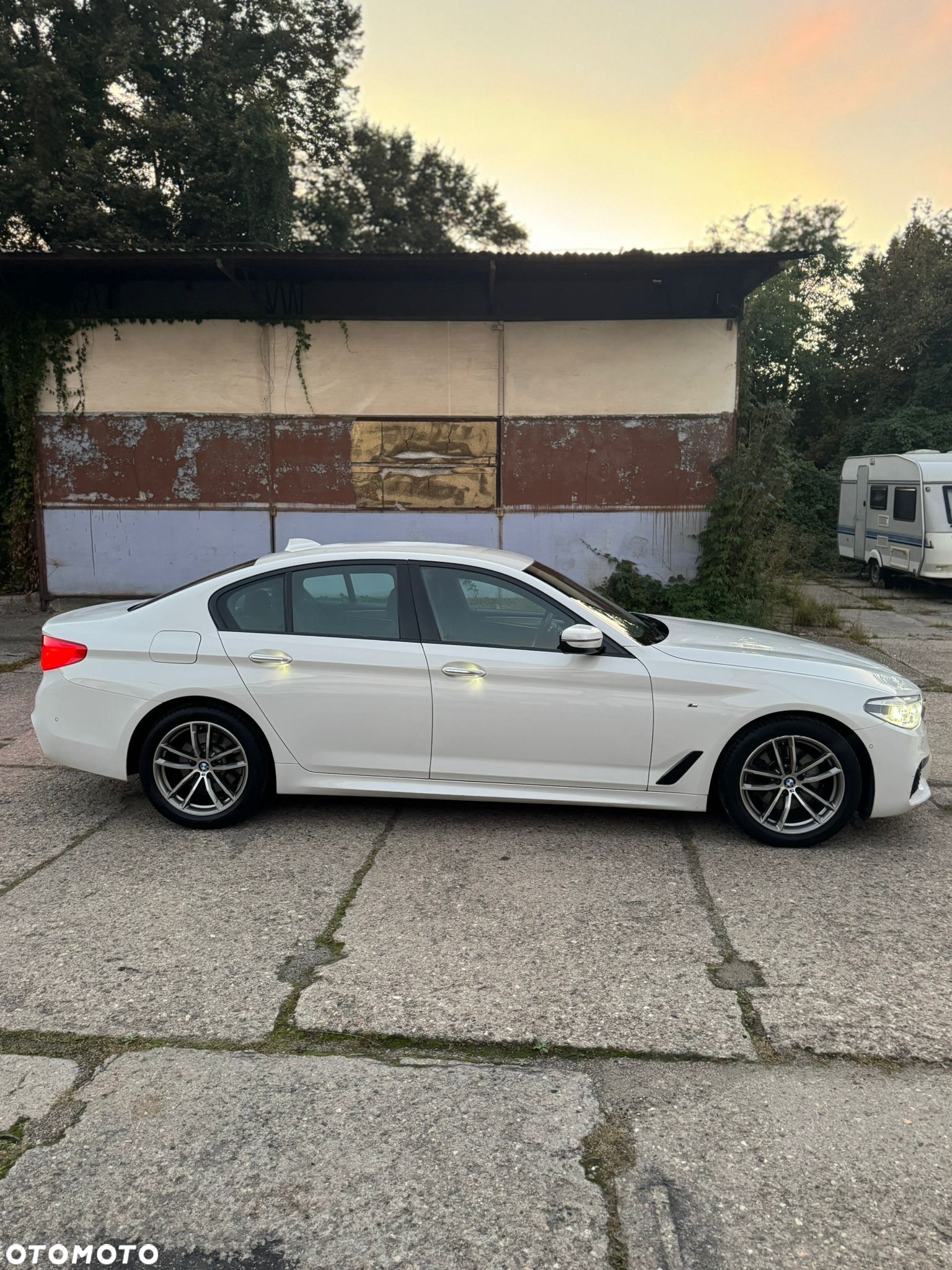 BMW Seria 5 520d xDrive M Sport sport - 5