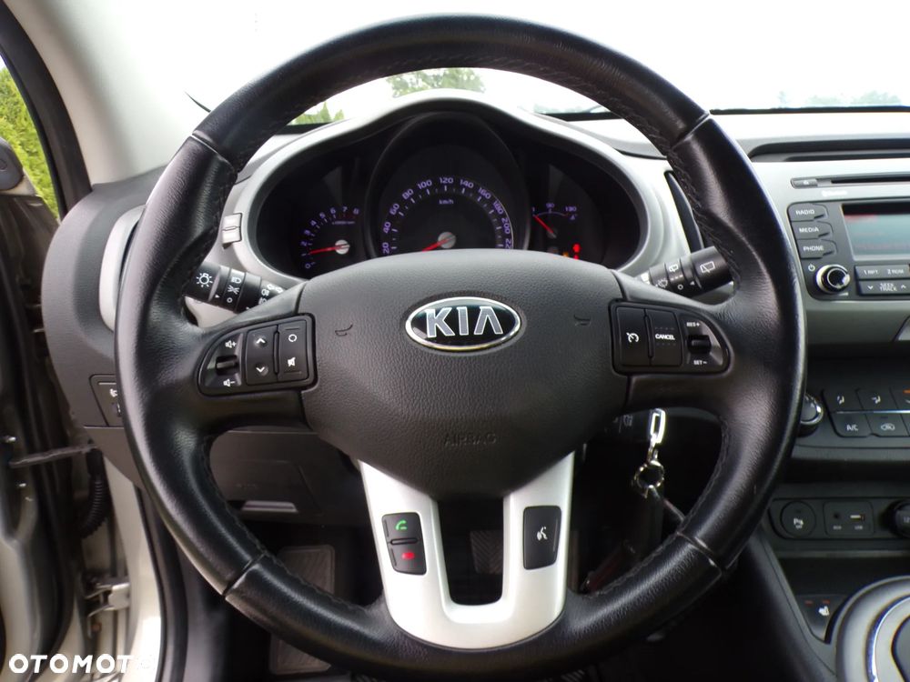 Kia Sportage - 16