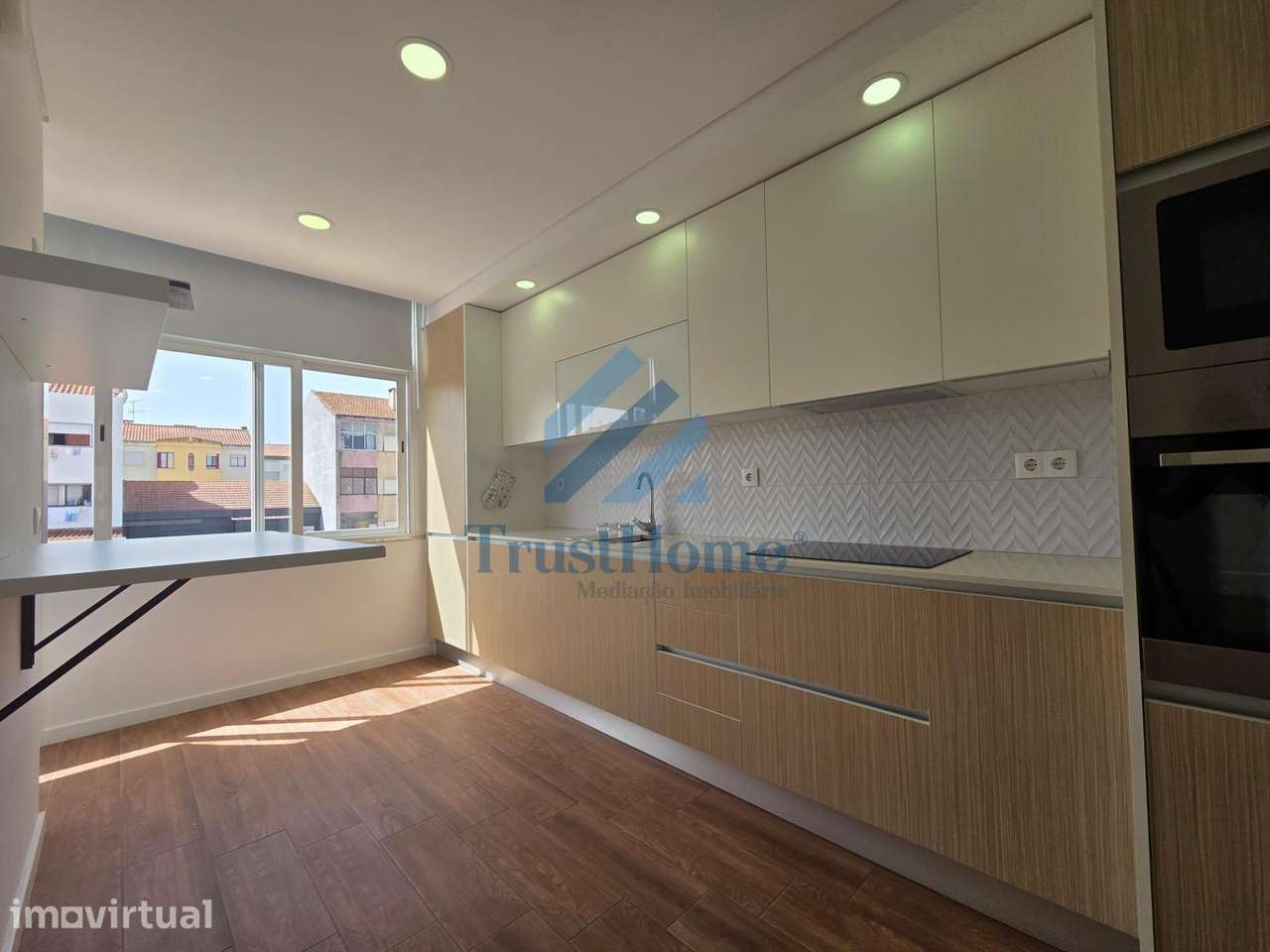 T2 remodelado na Quinta da Lomba Barreiro - Grande imagem: 2/15