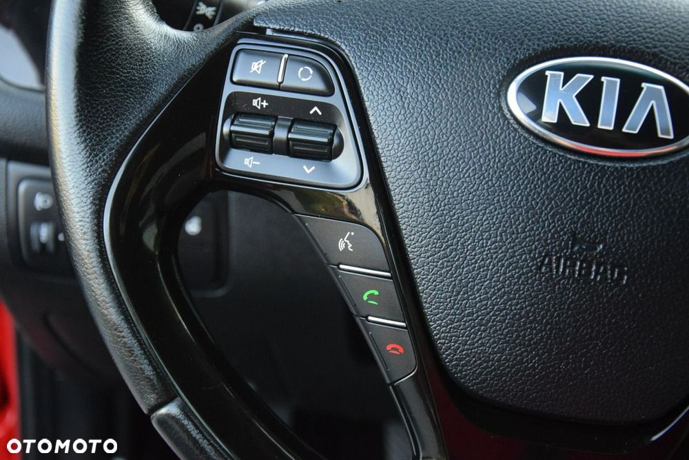 Kia Ceed 1.4 CVVT Dream Team Edition - 19