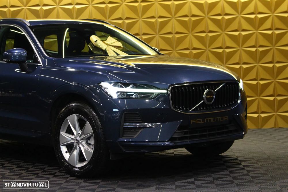 Volvo XC 60 2.0 B4 Momentum Plus Geartronic - 7