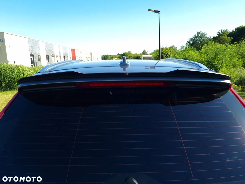 Volvo XC 60 B4 B Momentum Pro - 24