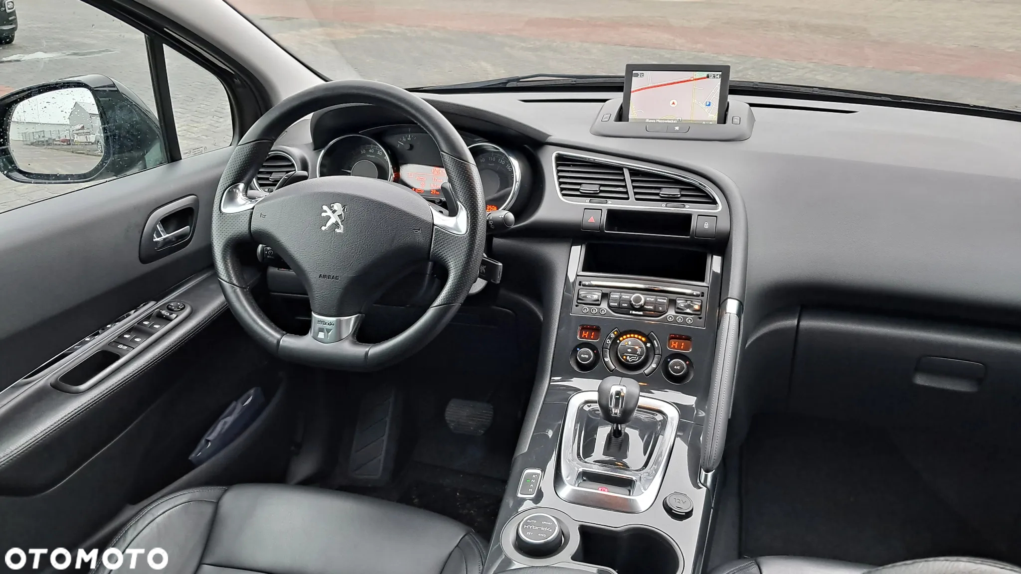 Peugeot 3008 2.0 HDi HYbrid4 - 6