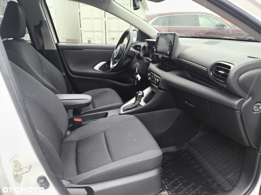 Toyota Yaris - 9