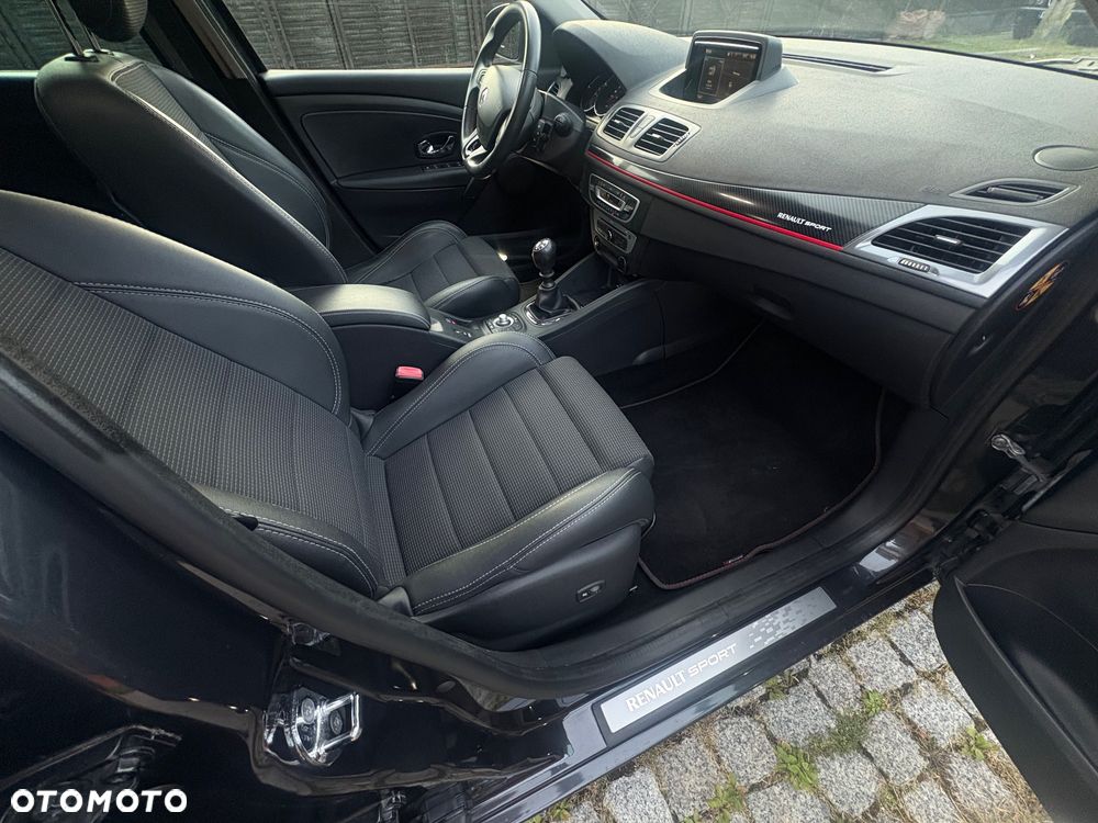 Renault Megane TCe 220 Start & Stop GTline 220 - 16