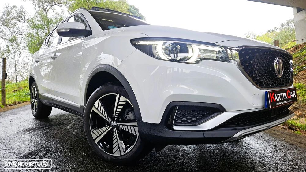 MG ZS Luxury - 12