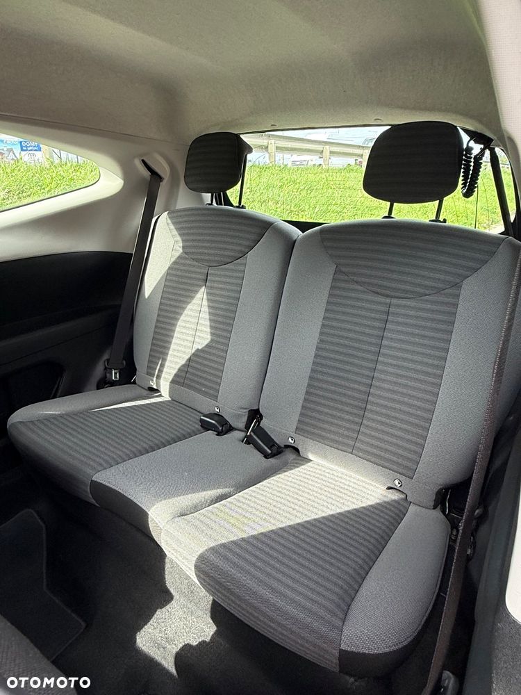 Toyota Aygo x-play - 23