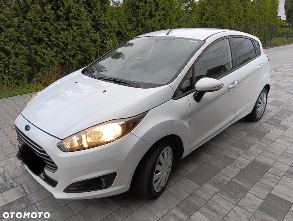 Ford Fiesta 1.5 TDCi Ambiente - 11