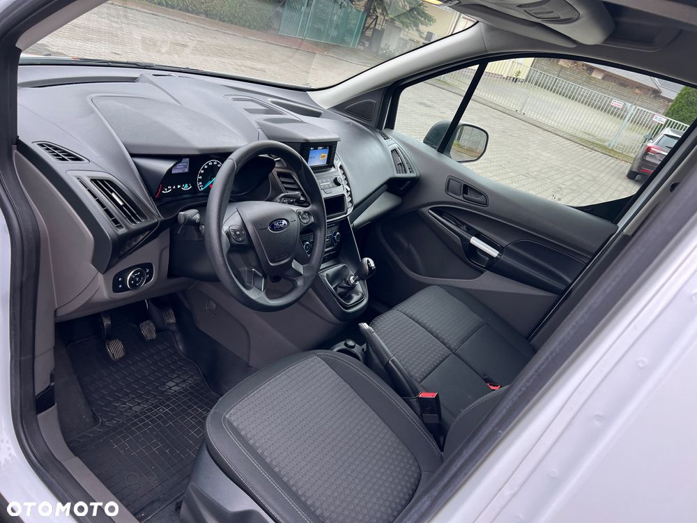 Ford Transit Connect - 14