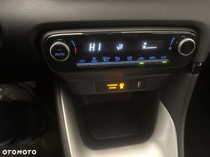 Toyota Yaris Hybrid 1.5 Comfort - 16