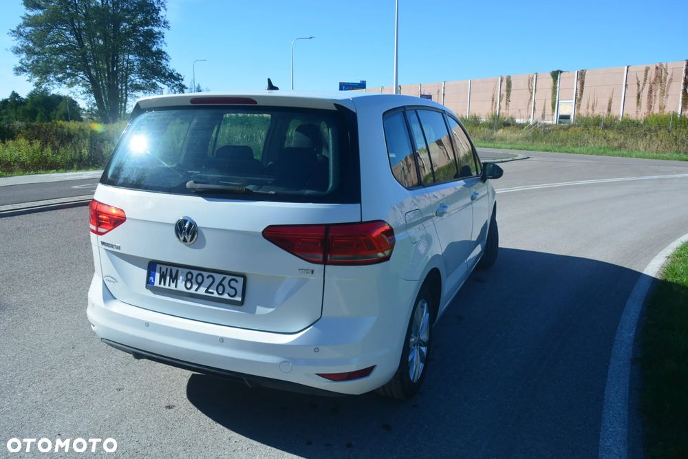 Volkswagen Touran 1.6 TDI SCR BlueMotion Technology Comfortline - 8