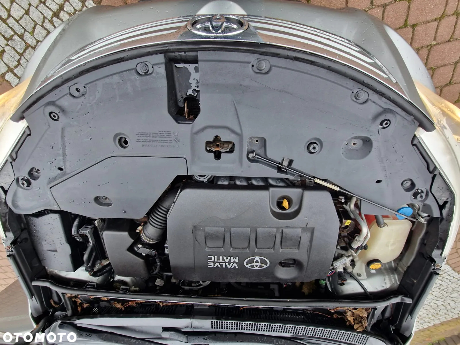 Toyota Avensis - 19