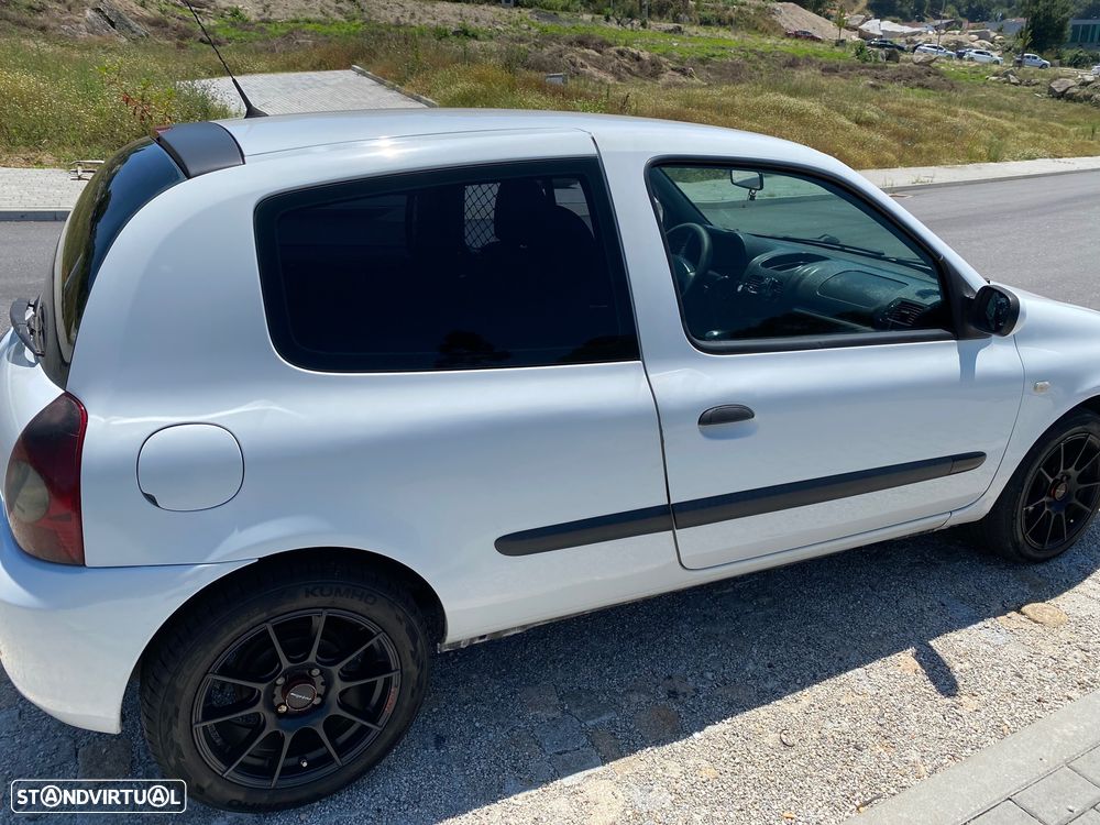 Renault Clio 1.5 dCi Dynamique - 3