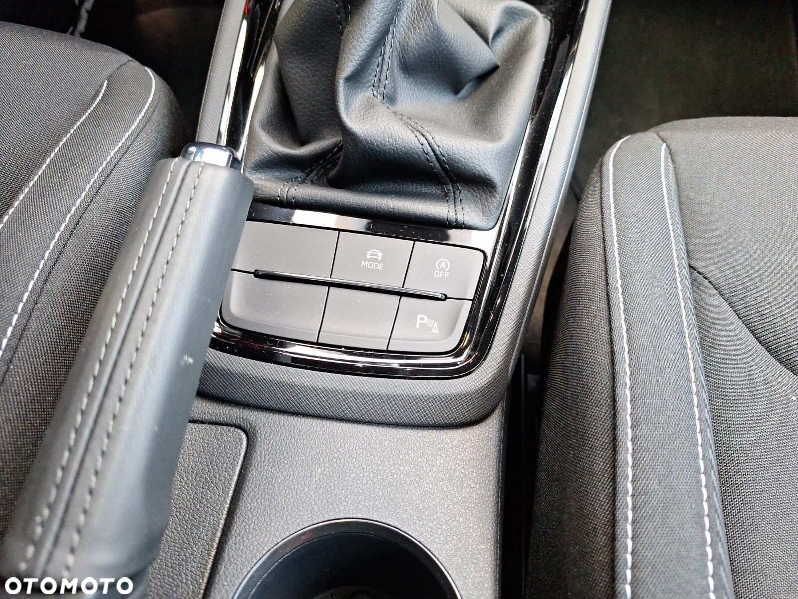 Skoda Kamiq 1.5 TSI Monte Carlo DSG - 29