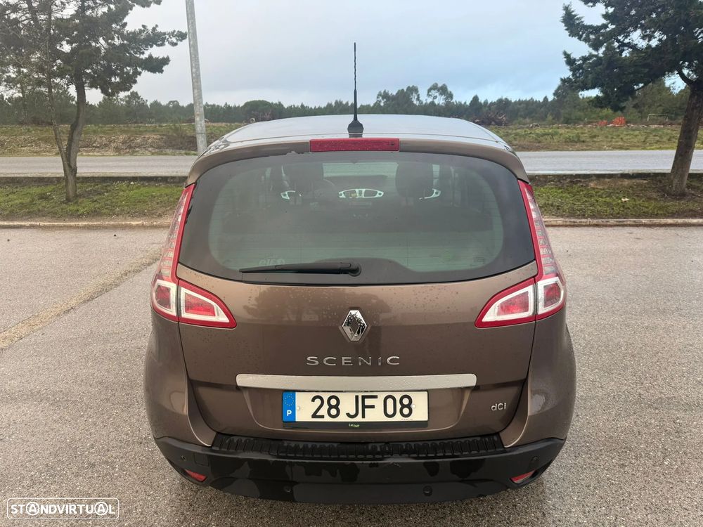 Renault Scénic 1.5 dCi Dynamique S - 4