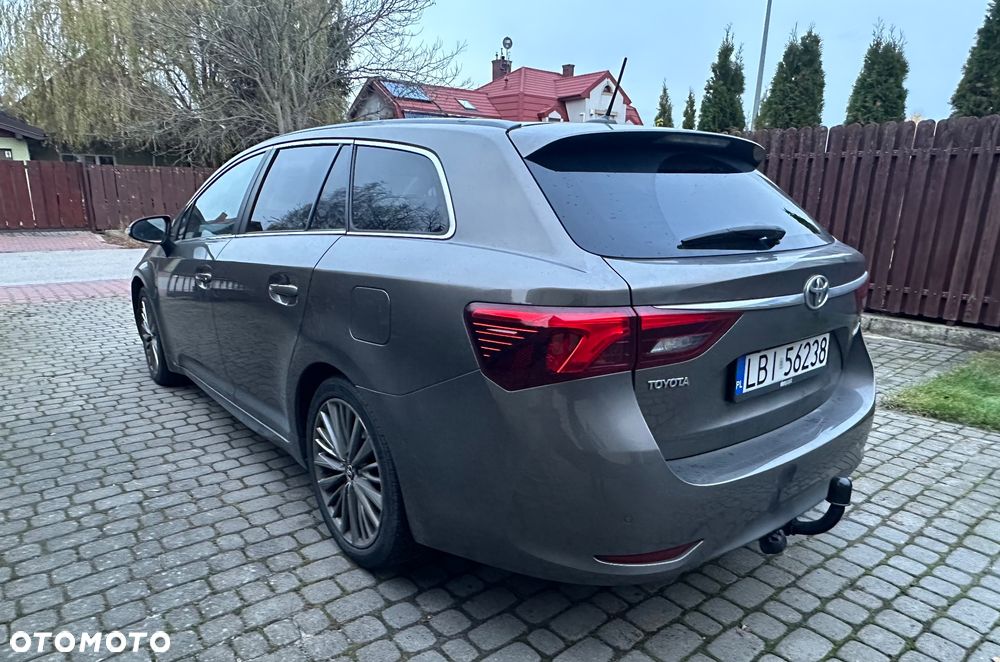 Toyota Avensis 2.0 D-4D Active Business - 7