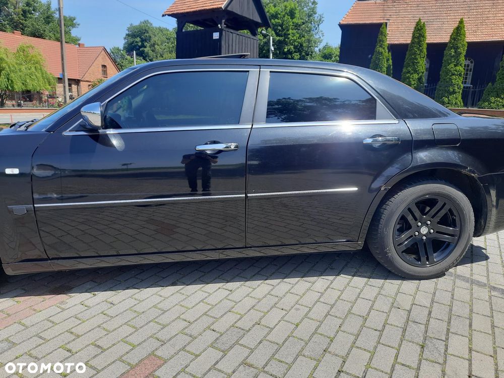 Chrysler 300C 3.0 V6 CRD - 14