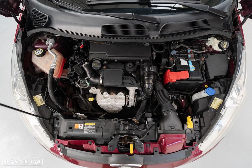 Ford Fiesta 1.4 TDCI Titanium - 33