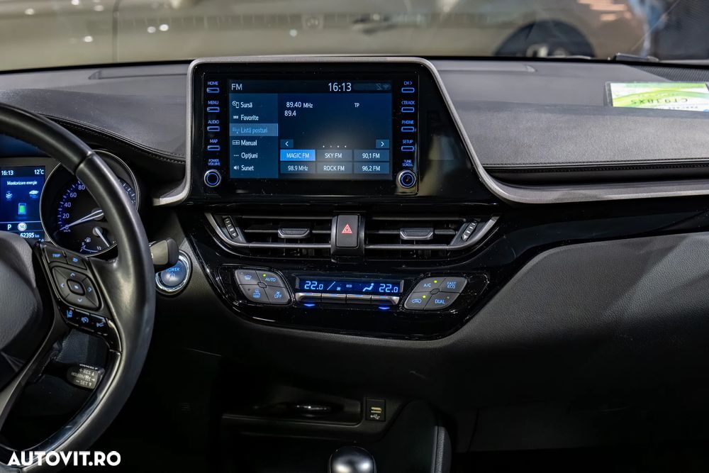 Toyota C-HR 1.8 HSD 122 CP 4x2 CVT Style - 16