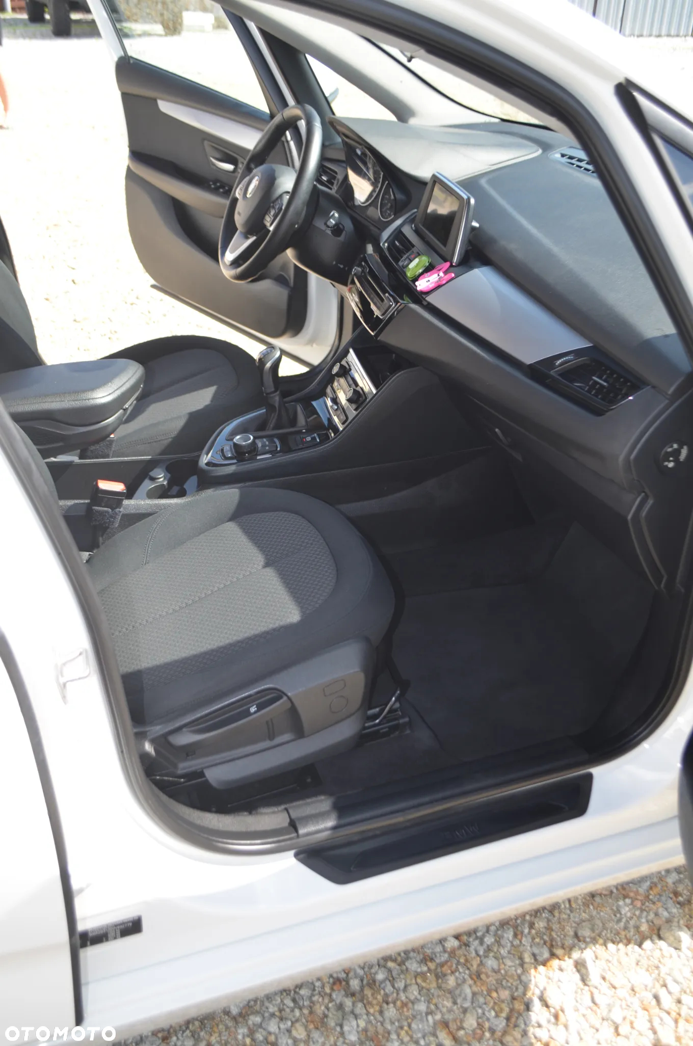 BMW Seria 2 216d - 12