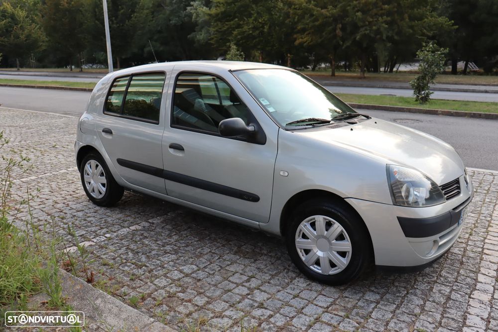 Renault Clio 1.2 16V Expression - 4