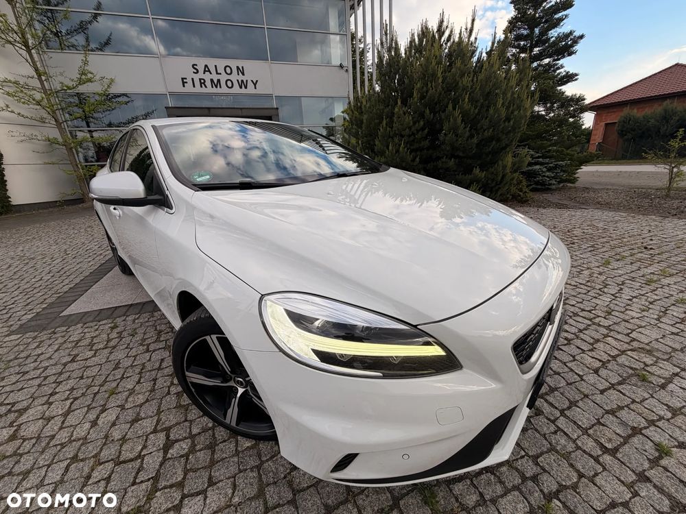 Volvo V40 D2 Linje You - 33
