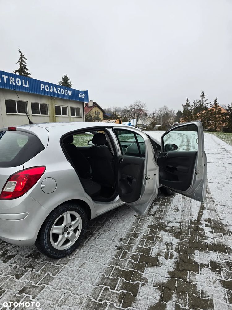 Opel Corsa 1.3 CDTI - 19