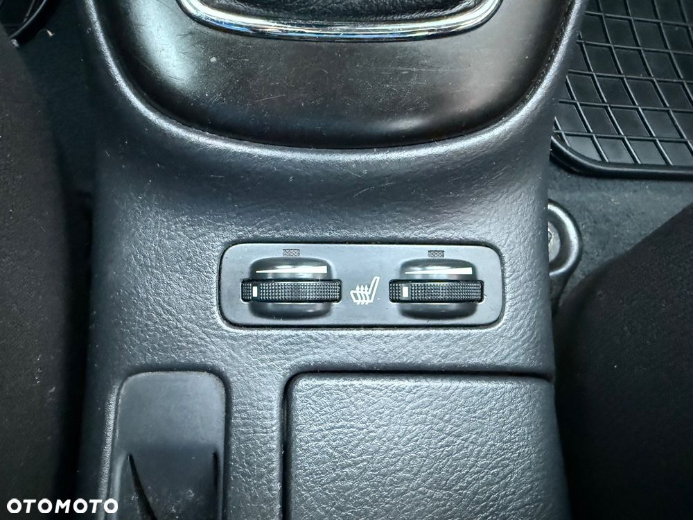 Toyota Avensis 2.0 VVT-i Prestige - 14