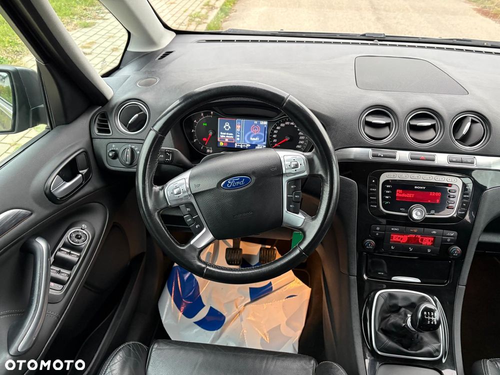 Ford Galaxy 2.0 TDCi Titanium - 25