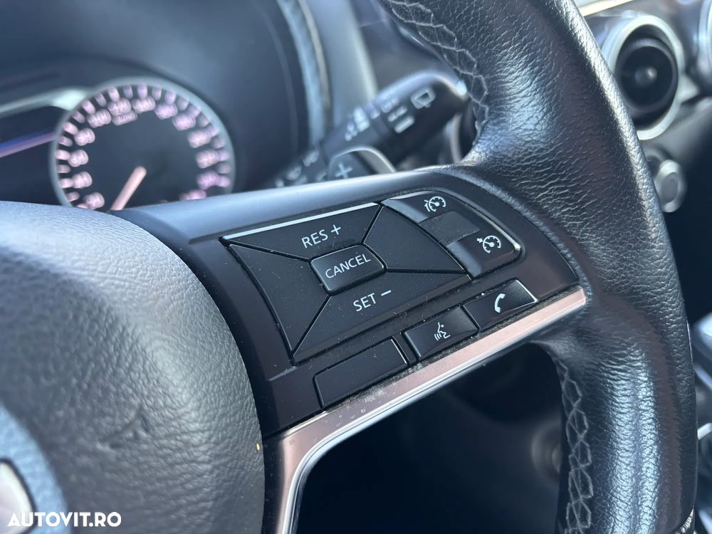 Nissan Juke 1.0 DIG-T DCT N-Connecta - 19