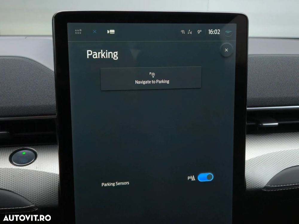 Ford Mustang Mach-E PREMIUM - 22