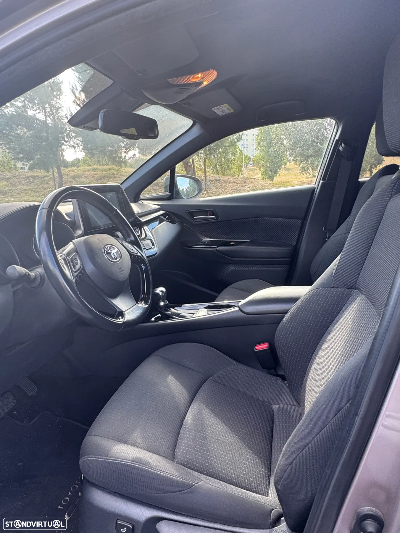 Toyota C-HR 1.8 HSD Comfort - 8