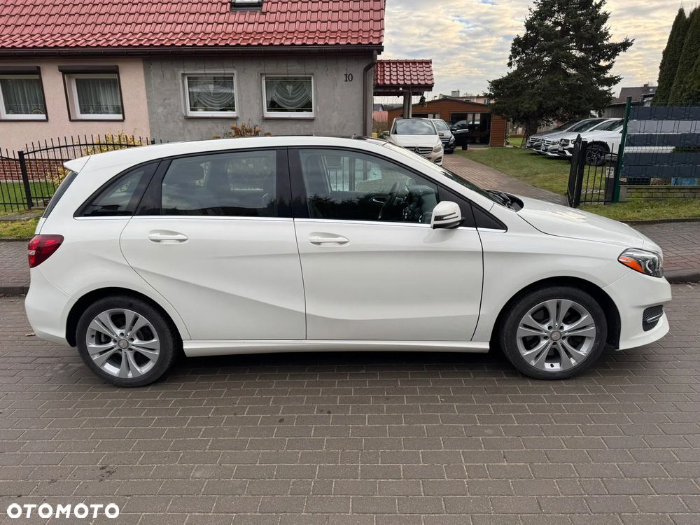 Mercedes-Benz Klasa B 250 4Matic 7G-DCT UrbanStyle Edition - 3