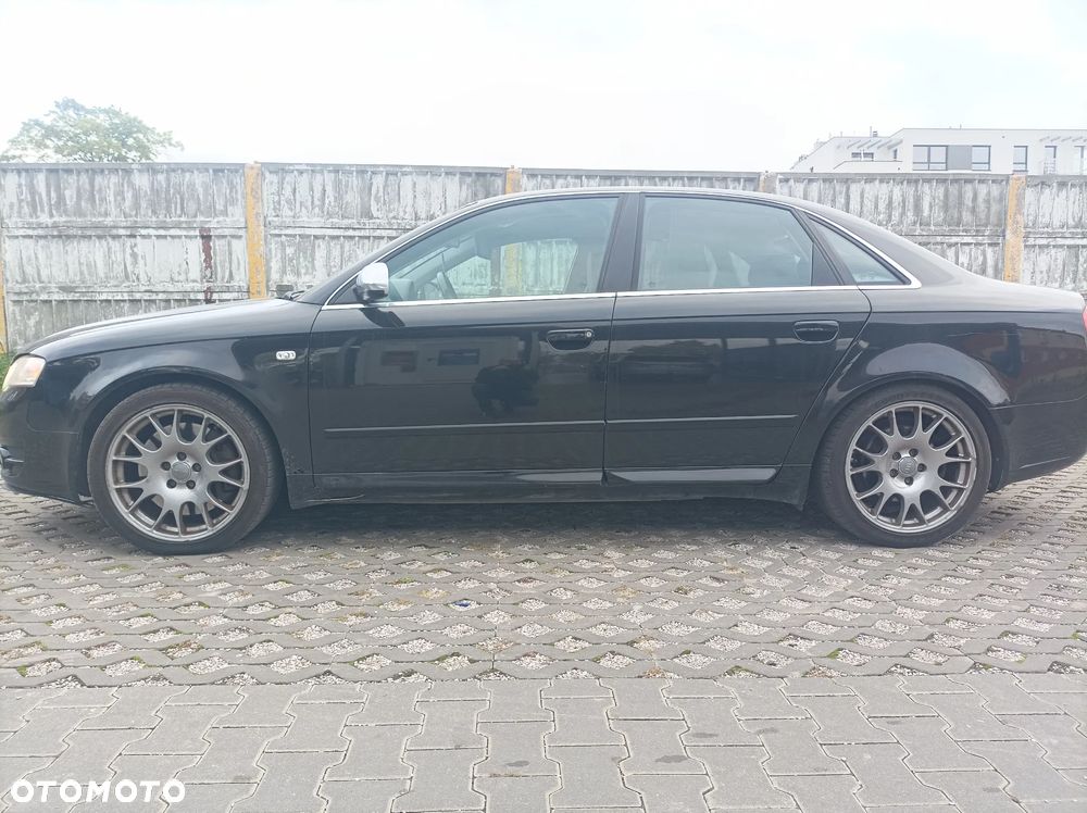 Audi S4 Limousine 4.2 Quattro Tiptr - 11