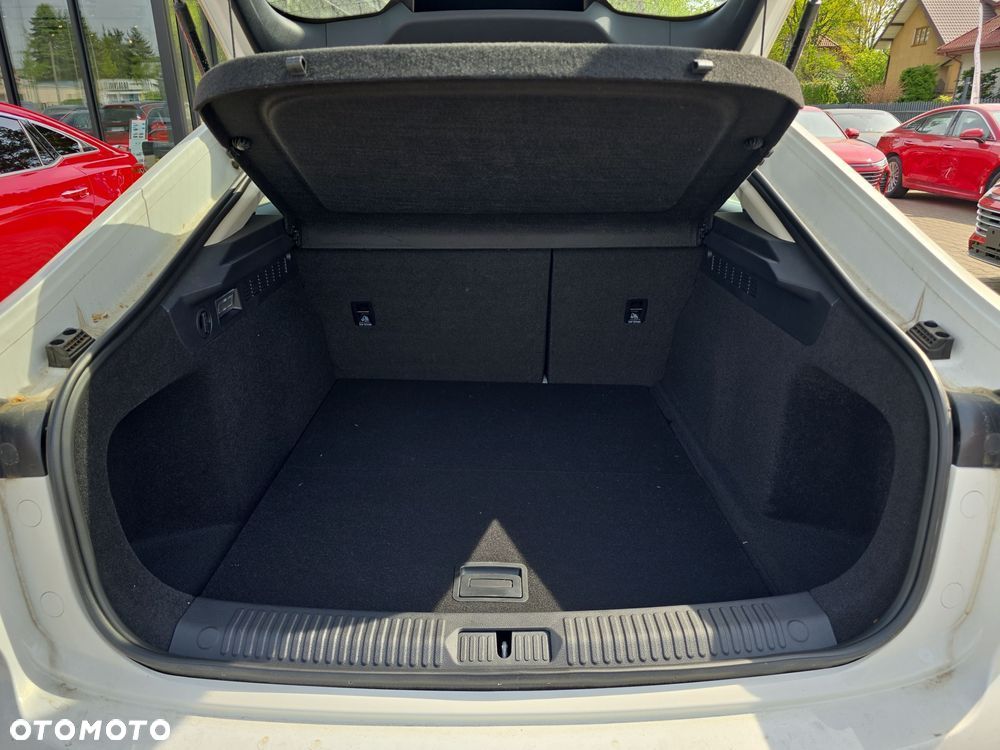 Bestune B70 1.5T Business DCT - 11