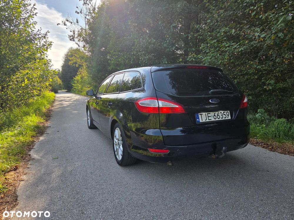 Ford Mondeo 2.0 TDCI Black Magic - 3