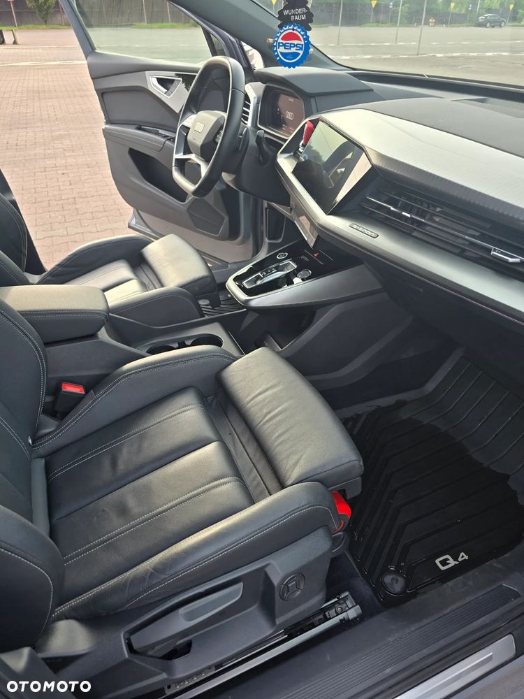 Audi Q4 e-tron 35 52kWh S Line - 15