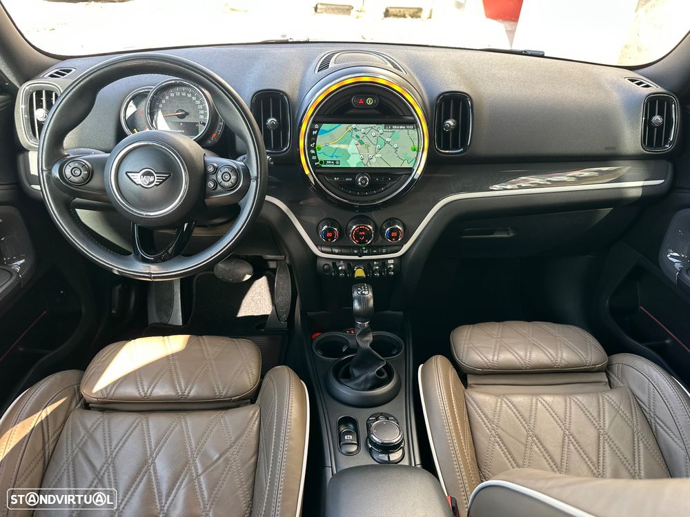 MINI Countryman Cooper SE ALL4 Auto - 21