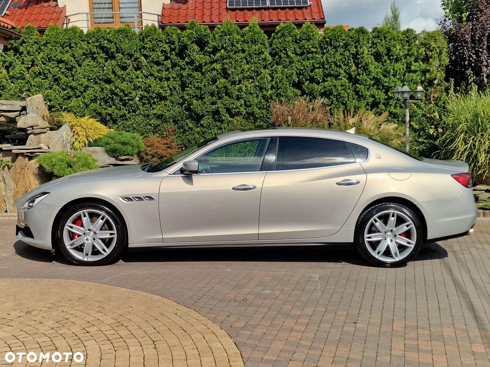 Maserati Quattroporte - 17