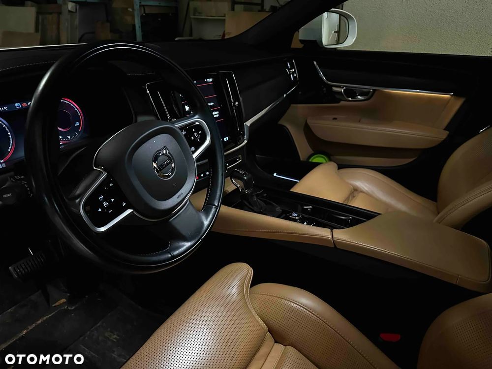 Volvo V90 T6 AWD Inscription - 11