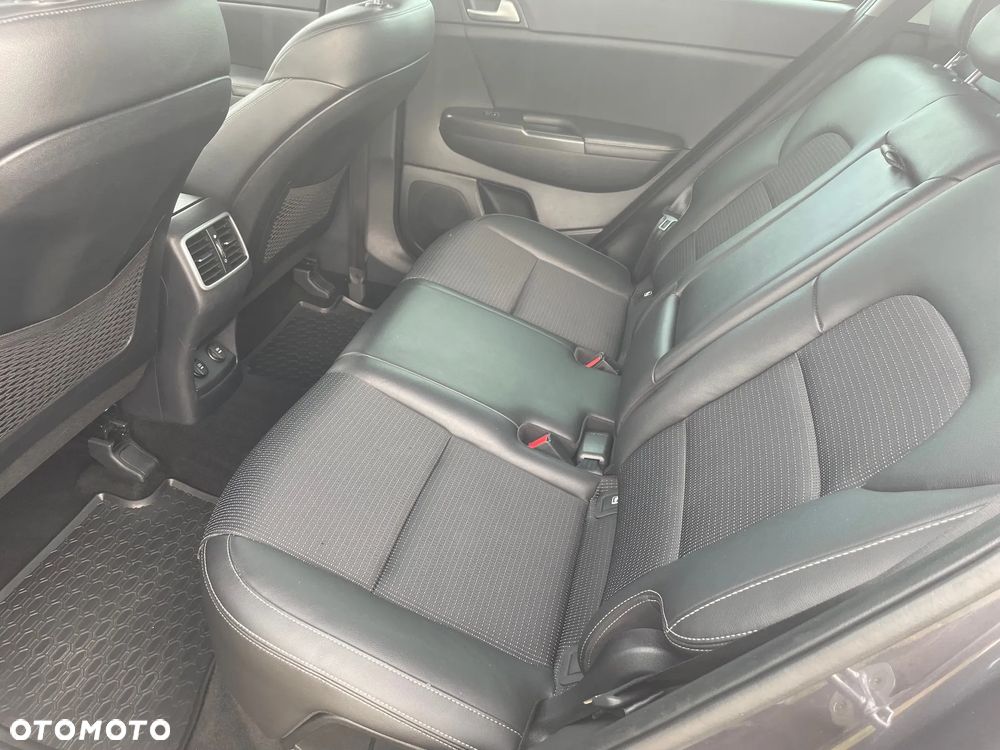 Kia Sportage 2.0 CRDI XL 4WD - 10