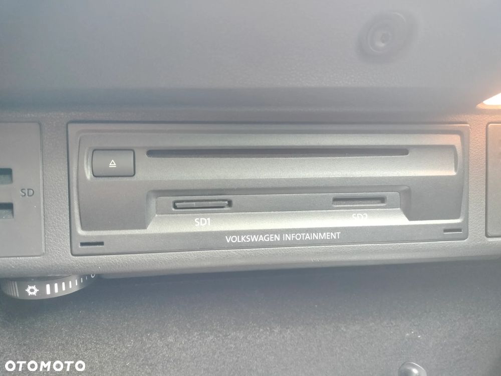 Volkswagen Golf Sportsvan 2.0 TDI SCR DSG Highline - 21