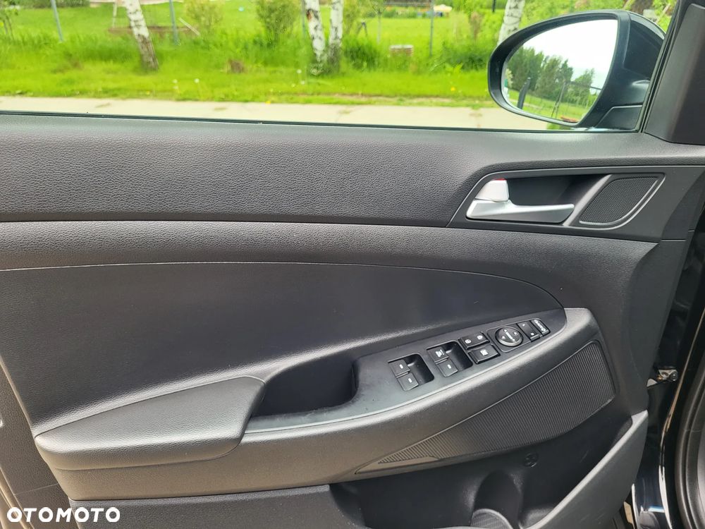 Hyundai Tucson 1.6 GDI BlueDrive Comfort 2WD - 23
